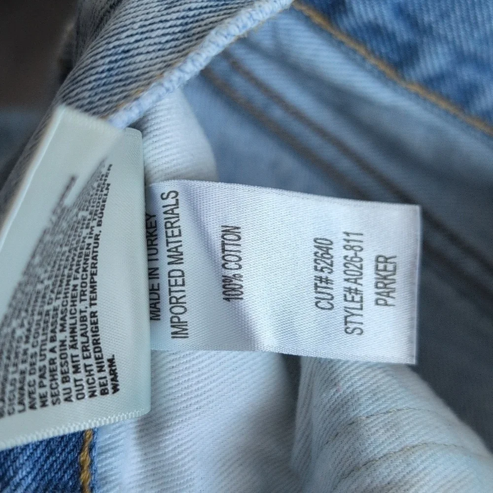 Agolde Parker Vintage Cut Off Short In Animate